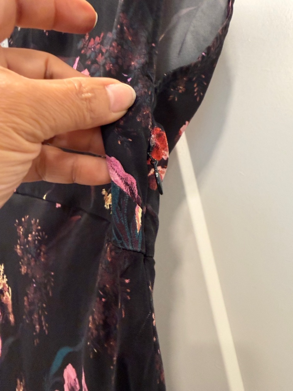 Madewell Black Floral V-Neck Midi Dress boho size 2 - Picture 6 of 13